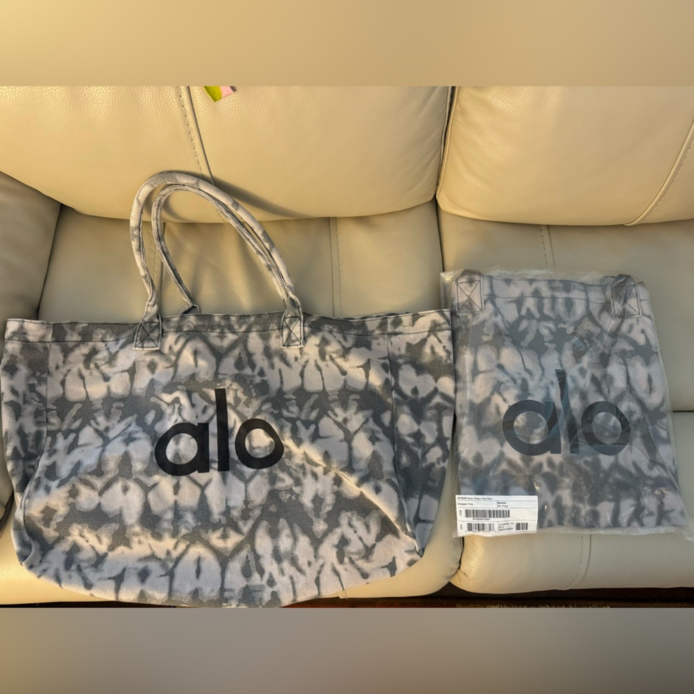 Alo Yoga Tote Bag NWT
